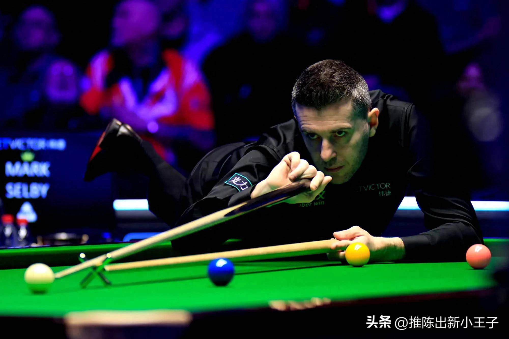 周海滨在青 周海滨在青