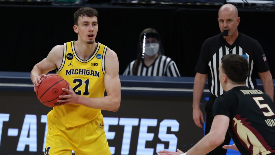 天下足球 天下足球