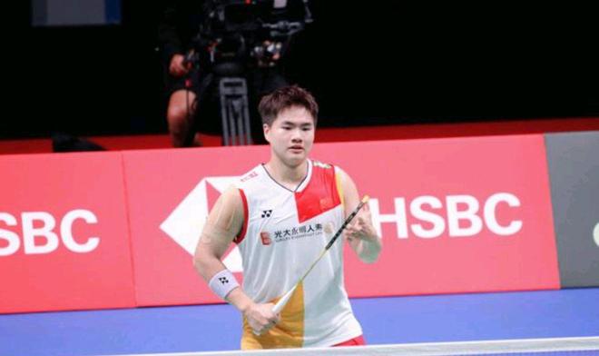 他始终保持 他始终保持